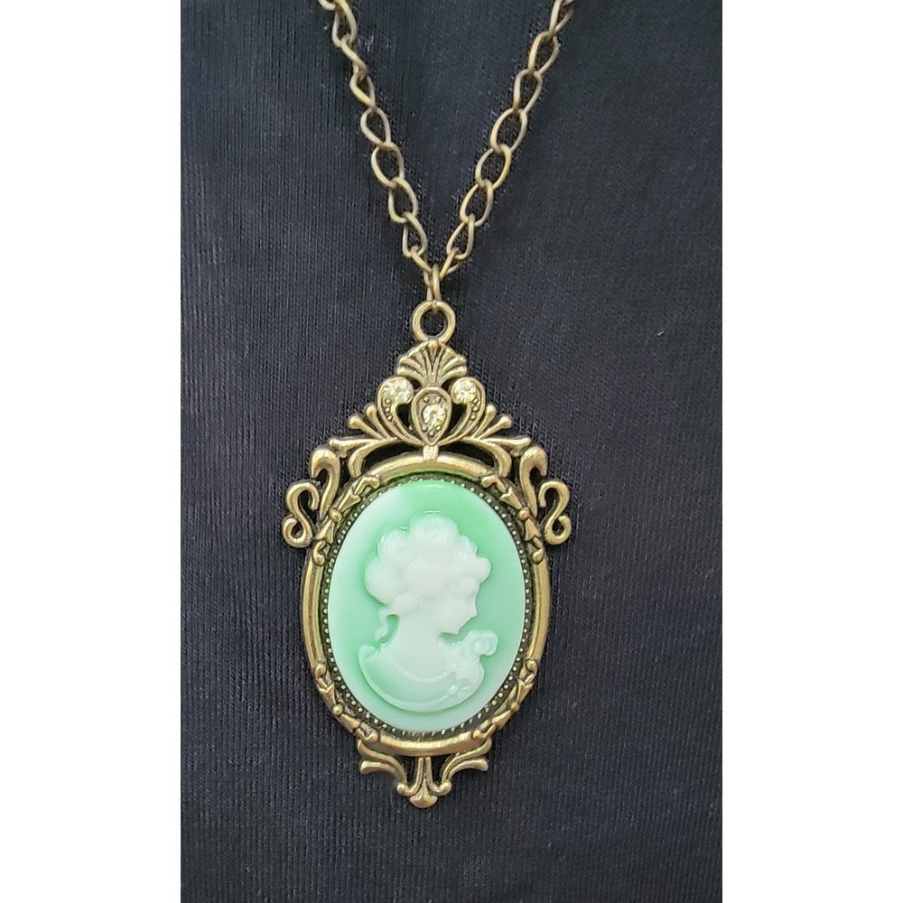 Vintage Style Green Cameo Pendant Necklace Antique Brass Victorian Ornate 27in